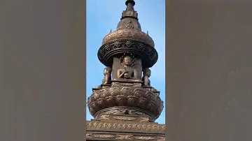 Буддийская ступа из бронзы возле Иволгинского дацана.  Бурятия