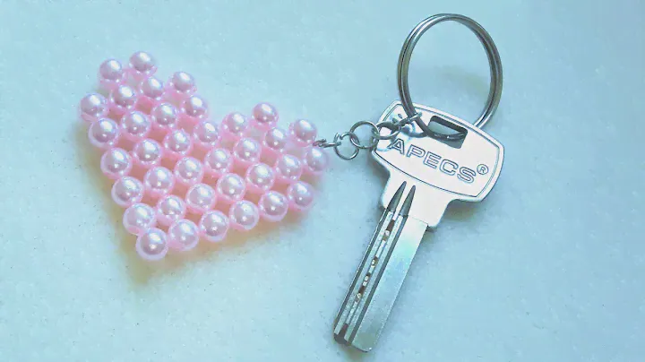 Валентинка. Сердце из бусин. Брелок. Heart of beads